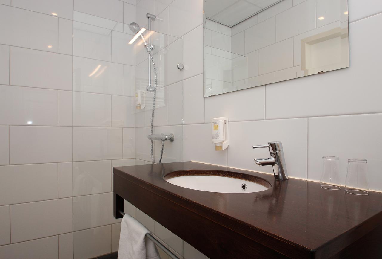 Hotel Aan De Singel 델프지즐 외부 사진