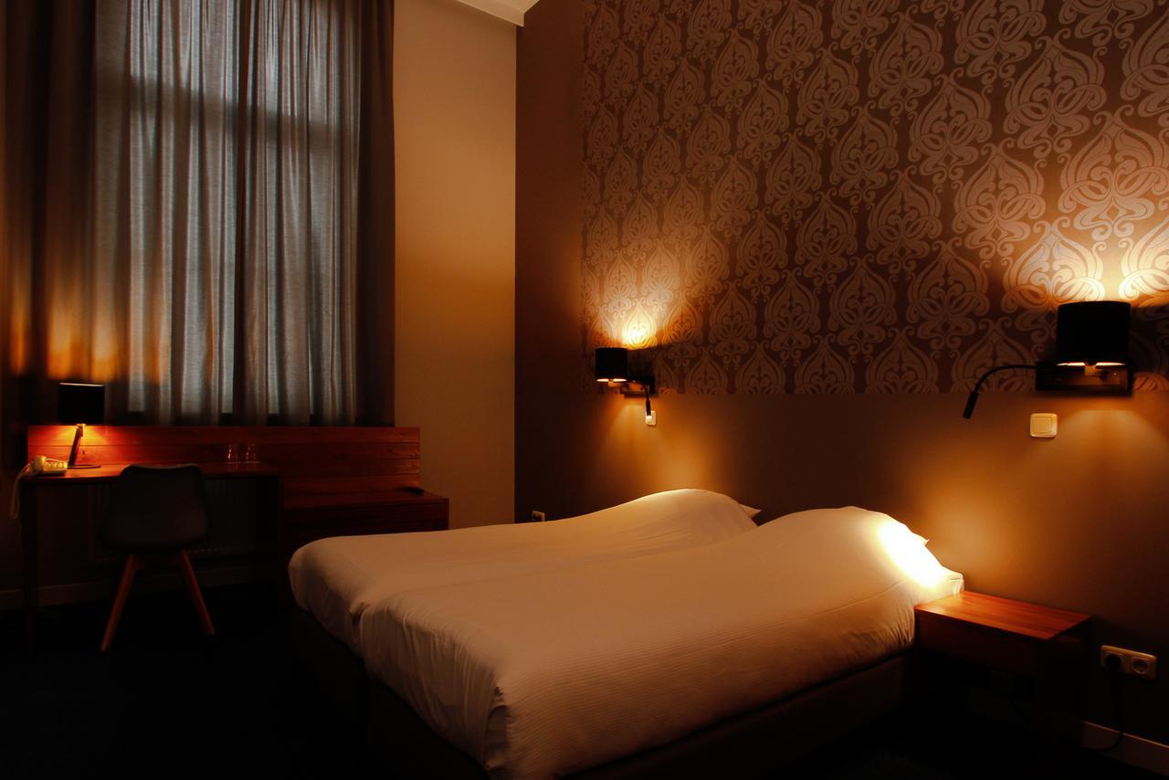 Hotel Aan De Singel 델프지즐 외부 사진